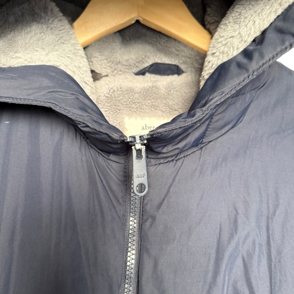 Abercrombie Kids Fleece Lined Puffer Coat Jacket Boys 15/16 Navy Water Resistant - Picture 6 of 15